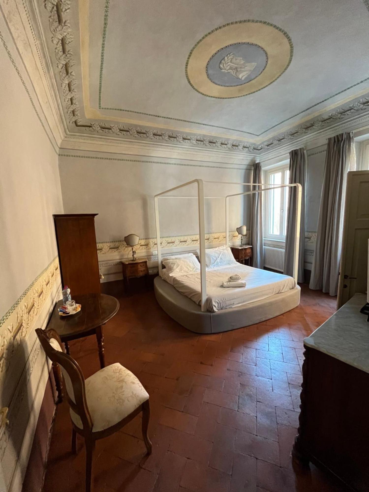 Chambre Double avec Lit à Baldaquin
