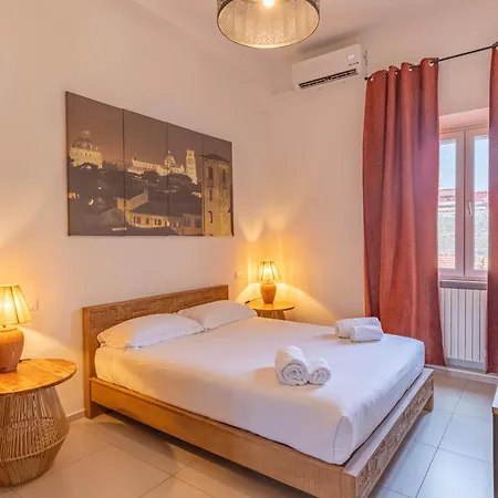 Travel B&B-2